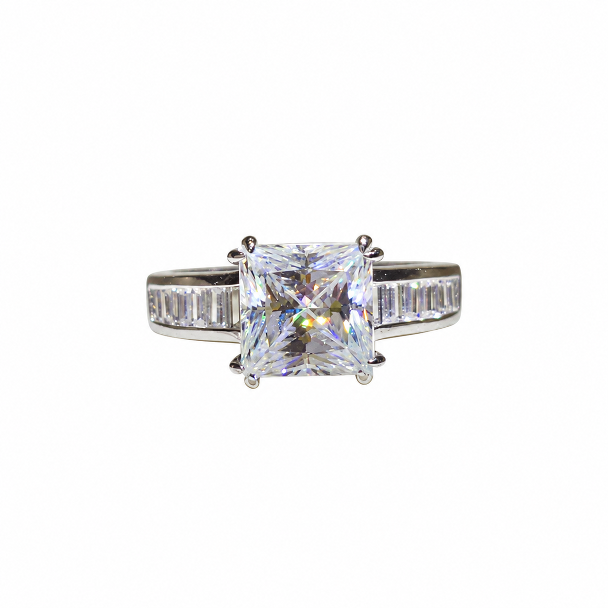Anillo de moissanita cuadrada de 3 quilates en plata de ley 925